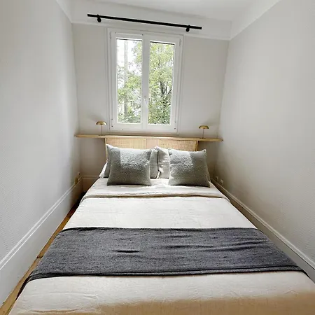 Amazing Two Bedroom In The Heart Of * Parigi