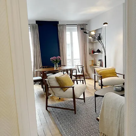 Amazing Two Bedroom In The Heart Of Appartamento